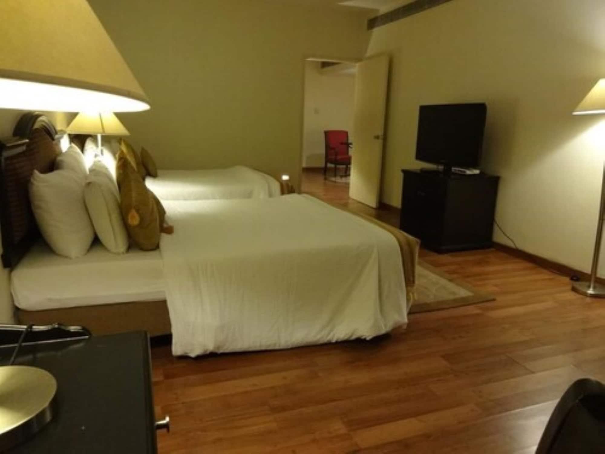 Minerva Grand Secunderabad Otel Haydarabad Dış mekan fotoğraf